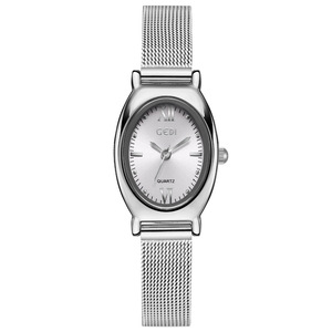Montre ovale haut de gamme pour femme, petite et raffinée, montre-bracelet étanche à quartz pour femme - Product Image 1