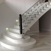 Mocarsara — escaliers en marbre blanc, étagères préfabriquées, pour l'intérieur et l'extérieur, pierre naturelle de l'hôtel, une petite et grande maison