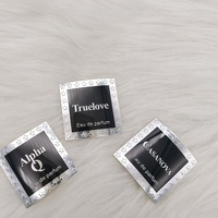 Autocollant personnalisé en aluminium avec logo en relief métallique, étiquette de parfum en métal doré pour flacon de parfum