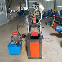 Machine de formage à froid WDL American Popular Palisade pour la fabrication de panneaux de clôture métallique de sécurité