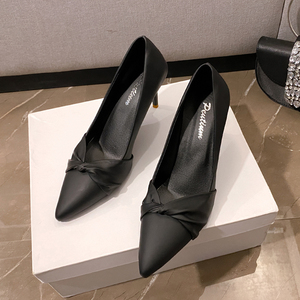 Tacones delgados de estilo Hada, zapatos individuales de nicho, tacones altos puntiagudos para mujeres en otoño e invierno 2025, moda europea y americana - Product Image 2