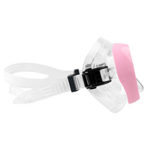 Profitez du magnifique paysage dans <span class=keywords><strong>l</strong></span>'<span class=keywords><strong>eau</strong></span> et protégez le visage <span class=keywords><strong>sous</strong></span> <span class=keywords><strong>l</strong></span>'<span class=keywords><strong>eau</strong></span>, voyez clairement un <span class=keywords><strong>masque</strong></span> de plongée en silicone transparent de meilleure qualité - Product Image 3