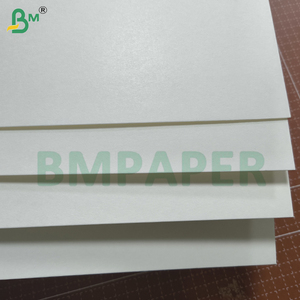 Matériaux en papier carton pour tapis de bière, haute résistance à l'humidité et grande densité, blanc naturel - Product Image 2