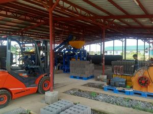 Máy Làm Gạch Bê Tông Máy Làm Gạch Bê Tông <span class=keywords><strong>Aac</strong></span> Dây Chuyền Sản Xuất Gạch Nhựa Tái Chế - Product Image 5