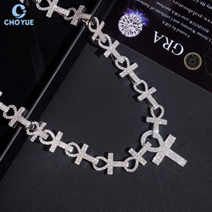 Collar Personalizado de Plata de Ley S925 con Cruz Ankh de Moissanita VVS, Estilo Iced Out, Cadena Cubana con Llave de la Vida Egipcia, Unisex - Product Image 4