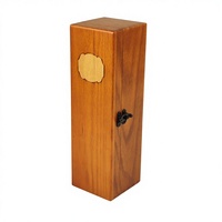 Boîte cadeau de luxe en bois massif pour vin avec support intérieur pour bouteille, fermeture métallique antique, logo personnalisé, étui de rangement vintage pour bouteille de vin individuelle