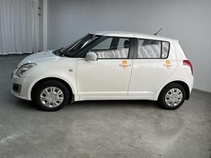 Voiture d'occasion à bas prix, <span class=keywords><strong>Suzuki</strong></span> <span class=keywords><strong>Swift</strong></span> <span class=keywords><strong>Sport</strong></span> 2016, boîte manuelle, turbo, cuir, SUV, berline, conduite à gauche, avec personnalisation intérieure - Product Image 4
