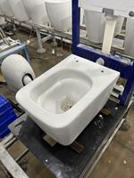 WC suspendu moderne et unique de forme carrée, blanc, avec siphon à trou unique, facile à nettoyer, pour salles de bain de luxe
