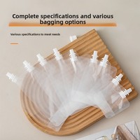 Pochette transparente personnalisée avec bec verseur et bouchon à vis pour jus, smoothies, sauces, yaourts, aliments pour bébés, emballage liquide et utilisation en vente au détail