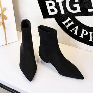 Nuovi Stivaletti alla Caviglia 2026 con Punta Affusolata in Finta Pelle Scamosciata, Colore <span class=keywords><strong>Nude</strong></span>, con Cerniera, Tinta Unita - Product Image 6