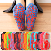 Chaussettes de yoga antidérapantes en tricot pour trampoline – Chaussettes athlétiques professionnelles en mélange coton/polyester/spandex avec logo antidérapant