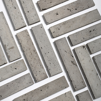 Carreaux de céramique de style médiéval en briques rouges, carreaux muraux extérieurs sur mesure pour parcs avec surface antidérapante, design vintage unique