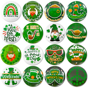 Badge en métal trèfle de la Saint-Patrick, épinglette pour chapeau de fête, festival irlandais - Product Image 1