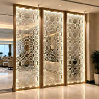 Paravent en verre éclairé par LED personnalisé, lampe de séparation autoportante en métal doré pour hôtel de luxe, hall, villa, restaurant