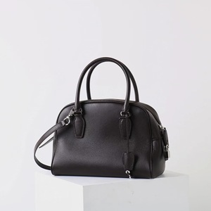 Sac à main pour femme en cuir de vachette de première qualité, fabriqué sur mesure, écologique, imperméable, grande capacité, sac Boston en cuir véritable avec fermeture éclair - Product Image 2