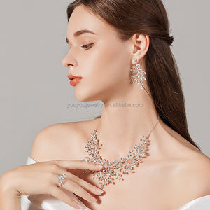 El yapımı şık kristal suni elmas kolye küpe balo düğün gelin aksesuarları takı seti kadınlar için - Product Image 3