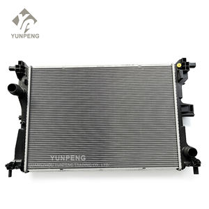 Radiateur de refroidissement du moteur 68430444AA pour Jeep Compass Renegade 1.3T 2019-2023 68430444 - Product Image 1