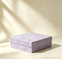 Boîte cadeau rigide de luxe à imprimé floral vintage avec fermeture magnétique, en matériaux recyclés, couvercle et base en papier, pour foulard et anniversaire