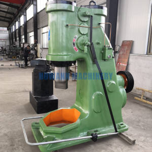 Marteau pneumatique ergonomique avec poignée en caoutchouc pour un maintien sûr et une sécurité accrue pendant l'utilisation - Product Image 2