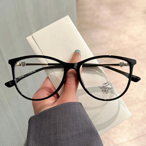 Gafas Qianai con Protección Anti Luz Azul para Mujer, Montura Mediana, Lentes AC, Estilo Retro, Origen Taizhou - Product Image 5