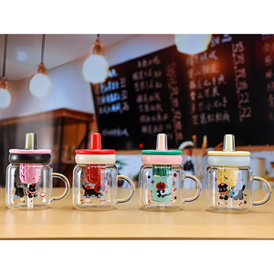 Festival Popular bonito regalo de 600ml taza transparente de <span class=keywords><strong>vidrio</strong></span> de borosilicato portátil botella de agua de <span class=keywords><strong>Anime</strong></span> con tapas de paja para la escuela de los niños - Product Image 6