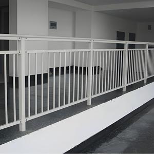 Material <span class=keywords><strong>de</strong></span> Acero Galvanizado por Inmersión en Caliente Anticorrosivo 1.8X2.4, Valla <span class=keywords><strong>de</strong></span> Acero <span class=keywords><strong>para</strong></span> Jardín, Suministro <span class=keywords><strong>de</strong></span> Fábrica - Product Image 1