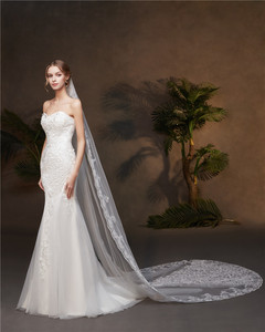 RESV08 New Design Luxury Embroidered <strong>Sparkling</strong> Lace Edge Sequins Cathedral Wedding Bridal Long <strong>Veil</strong> with Flower and Comb - Product Image 5
