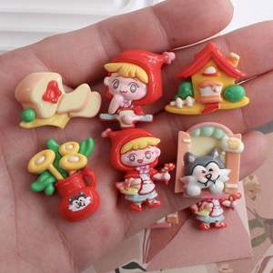 Encantos de resina de dibujos animados The Wolf and Little Red Riding Hood House Flower Diy Decoración para la caja del teléfono - Product Image 1