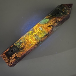 Tour en <span class=keywords><strong>Agate</strong></span> Mousse <span class=keywords><strong>Violette</strong></span> Polie, Artisanat Populaire en Cristal Naturel, Idéale pour Cadeaux de Mariage et Guérison Spirituelle (Vente en Gros) - Product Image 2