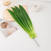 Plantes tropicales de haute qualité feuille de palmier Faux feuillage feuilles artificielles pour la décoration de la maison