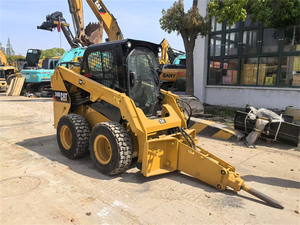 Cargadora de Dirección Deslizante Caterpillar 246D Usada del 2023 con Martillo Hidráulico de 74 HP para Demolición - Product Image 2