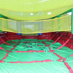 Cancha de Fútbol Inflable en Oferta, para Entretenimiento Comercial al Aire Libre, Material de PVC, Capacidad para 1000 kg, 16 Personas - Product Image 1