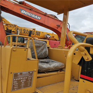 Oruga D3C de segunda mano, miniexcavadora de segunda mano, para uso en el trabajo - Product Image 6