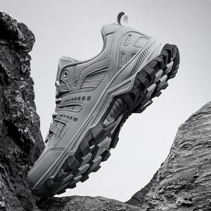 Nouvelles chaussures de randonnée décontractées pour couples, grandes tailles, toutes saisons, pour femmes et hommes, idéales pour les voyages et les activités de plein air. - Product Image 4