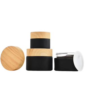 Pot cosmétique rond en plastique ambré vide 5ml-100ml avec couvercle givré et capuchon en bambou, logo personnalisé imprimé pour crème contour des yeux - Product Image 1