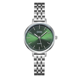 Montre sport à quartz pour femme, grand cadran, style euro-américain, bracelet en cuir, vente en gros - Product Image 3