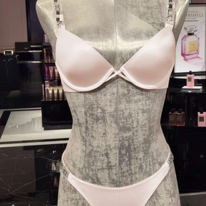 Conjunto <span class=keywords><strong>de</strong></span> Lencería Femenina <span class=keywords><strong>Victoria</strong></span>'s <span class=keywords><strong>Secret</strong></span> con Tirantes <span class=keywords><strong>de</strong></span> Pedrería, Sujetador Bikini Sin Varillas y <span class=keywords><strong>de</strong></span> Cintura Baja - Product Image 5