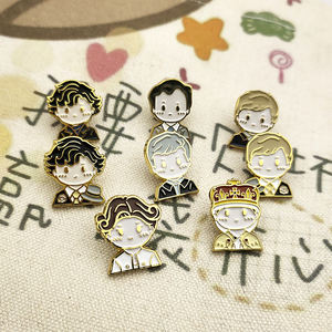 Badges en métal personnalisés haut de gamme, motifs de personnages d'anime et de bandes dessinées, émail souple, broches de mode pour événements promotionnels, à accrocher au revers - Product Image 1