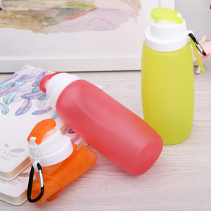 Vente flash : Bouteilles d'eau en silicone pliables et écologiques personnalisées avec logo sur mesure - Product Image 2