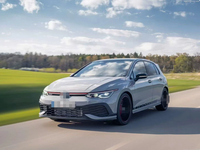 Accessoires automobiles pour Golf 8 vers R Line : Ensemble pare-chocs avant et arrière avec calandre, jupes latérales et diffuseur arrière