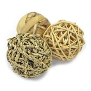 Trío <span class=keywords><strong>de</strong></span> Pelotas <span class=keywords><strong>de</strong></span> Hierba para Mascotas: Conejos, Cobayas, Perros <span class=keywords><strong>de</strong></span> <span class=keywords><strong>Pradera</strong></span>, Chinchillas, Degus, Ratas, Erizos, Ardillas y Otros Animales Pequeños - Product Image 1