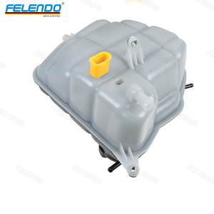 3 w0121403f per Bentley Continental GT3-R GT GTC sperone volante nuovo Supersports Cony Supersports convertire il motore refrigerante serbatoio dell'acqua - Product Image 1