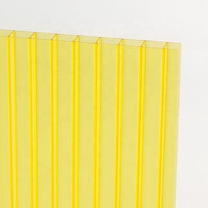 Hoja de <span class=keywords><strong>policarbonato</strong></span> de pared doble de <span class=keywords><strong>3mm</strong></span> para uso en exteriores Puerta corredera de diseño moderno y aplicación de invernadero - Product Image 1