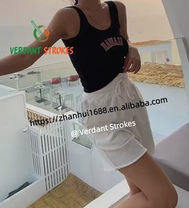 Verdant Strokes Personnalisation modulaire Ensembles <span class=keywords><strong>de</strong></span> sport courts pour femmes Pantalons courts pour l'hiver et l'automne avec tissu épais - Product Image 3