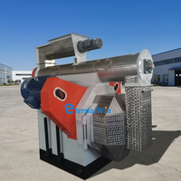 Nouvelle machine à granulés d'aliments pour animaux (lapins, volailles) à haute production, capacité personnalisable, vente chaude en Chine