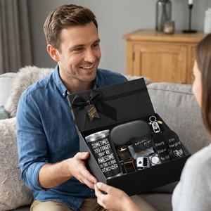 Set de <span class=keywords><strong>Regalo</strong></span> Lunaire para el Cuidado Personal Masculino con Vaso, Calcetines y Vela, Caja de Spa de Lujo para Cumpleaños y Día del <span class=keywords><strong>Padre</strong></span> - Product Image 4