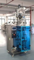 Machine électrique multifonctionnelle de scellage de boissons alimentaires pour les petits sacs en plastique pouvant remplir le moteur de produits chimiques en poudre liquide de noix de café