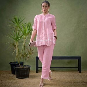 Ensemble Kurta et pantalon en coton rose brodé pour femme, coupe ample, longueur cheville, style décontracté Inde Pakistan, été - Product Image 1