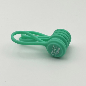 Attaches de câbles magnétiques en silicone vert réutilisables, option de logo personnalisé, 10,6x1,6 cm, design créatif, marque NCC, cadeau promotionnel d'entreprise - Product Image 1
