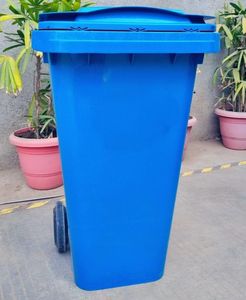 Anax all-Weather wheeled dustbin with Anti-Trap Interior, Reinforced Axle & Rubberized Wheels with different sizes and colors. - Product Image 5